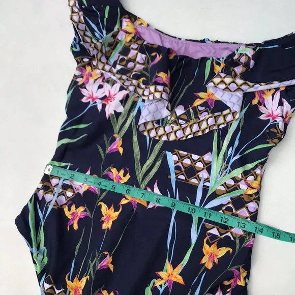 Trina Turk Fiji Ruffled Off Shoulder One Piece Flattering size 12 Large … - Picture 11 of 12